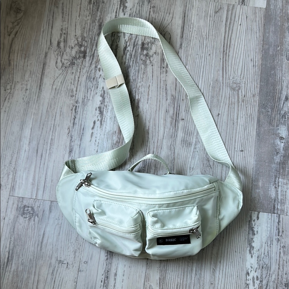 Basic Light Green Crossbody Bag - image 1